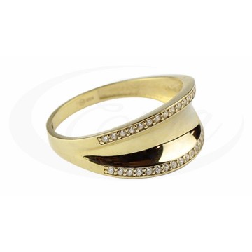 Zjawiskowy pierścionek złoty zdobiony cyrkoniami.